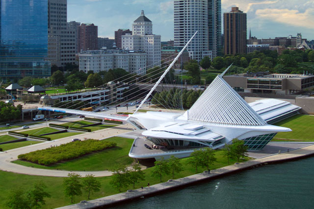 Outdoor view of the Milwaukee Art Museum