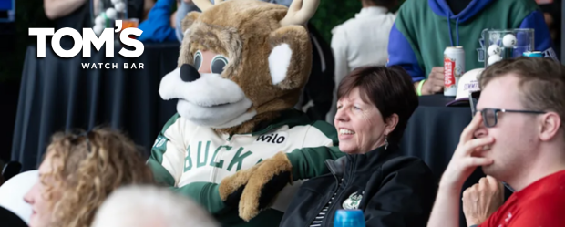 Tom’s Watch Bar Hosts Milwaukee Bucks Fans for 2026 NBA Draft Lottery Watch Party